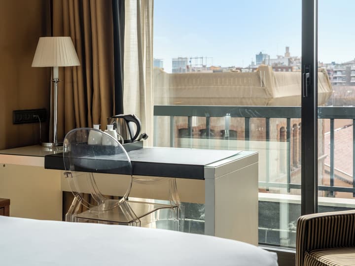 U232 Hotel