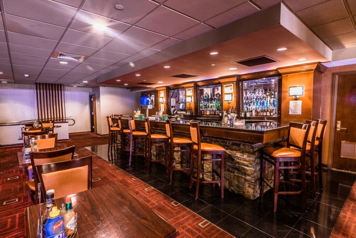 Crowne Plaza Newark Airport by IHG