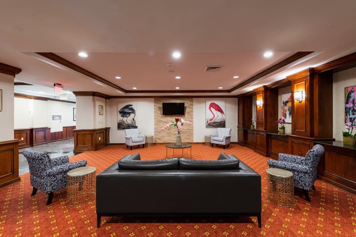 Crowne Plaza Newark Airport by IHG