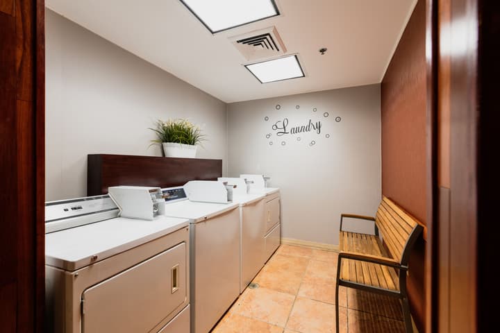 Crowne Plaza Newark Airport by IHG