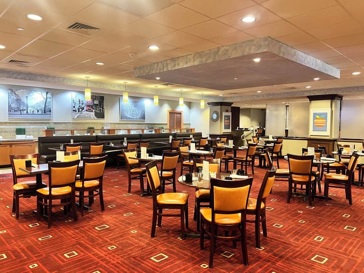 Crowne Plaza Newark Airport by IHG