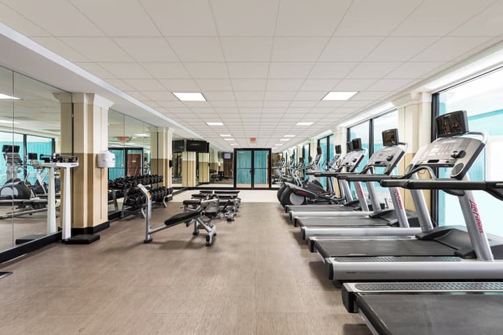 Crowne Plaza Newark Airport by IHG