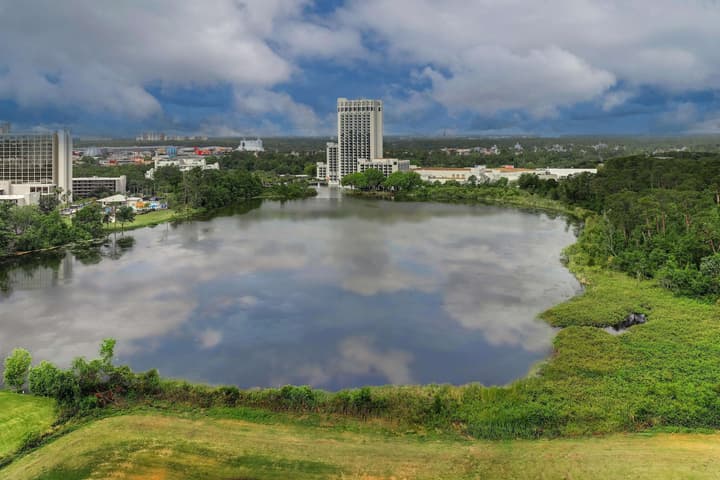 Drury Plaza Hotel Orlando - Disney Springs Area