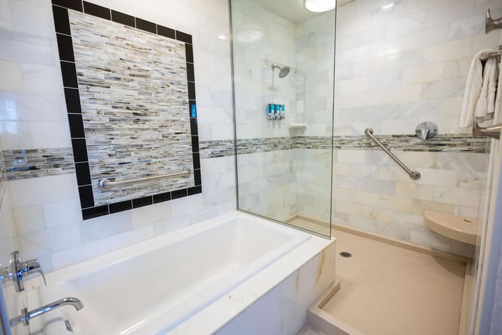 Drury Plaza Hotel Orlando - Disney Springs Area