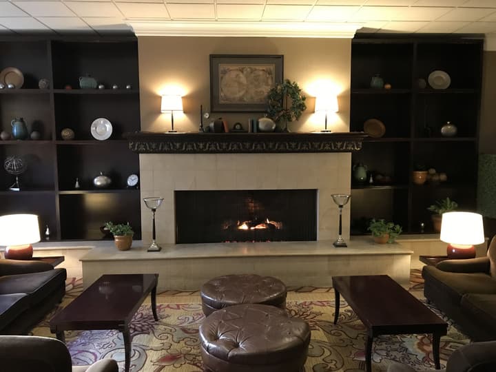 Anaheim Majestic Garden Hotel