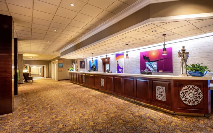 Anaheim Majestic Garden Hotel