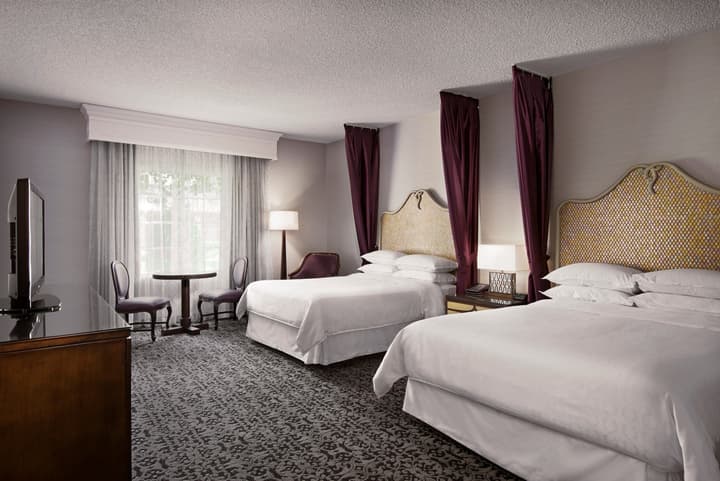 Anaheim Majestic Garden Hotel