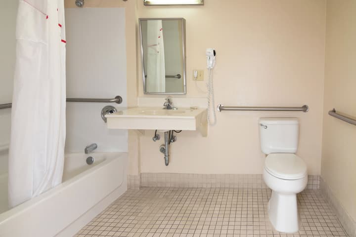 Red Roof Inn PLUS+ Miami Airport
