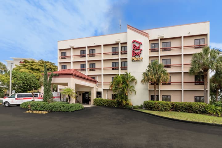 Red Roof Inn PLUS+ Miami Airport
