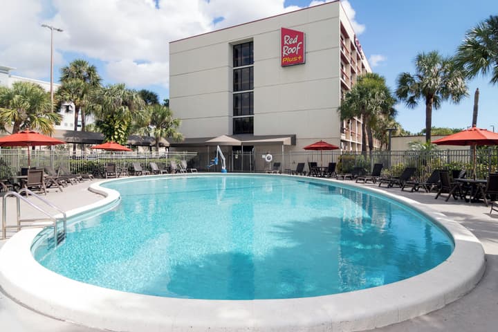 Red Roof Inn PLUS+ Miami Airport