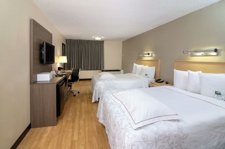 Red Roof Inn PLUS+ Miami Airport