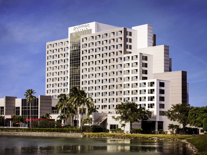 Pullman Miami Airport