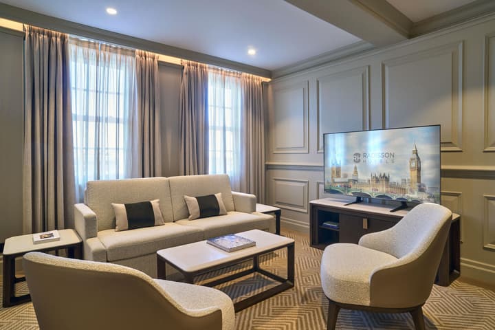 Radisson Blu Hotel, London Bond Street