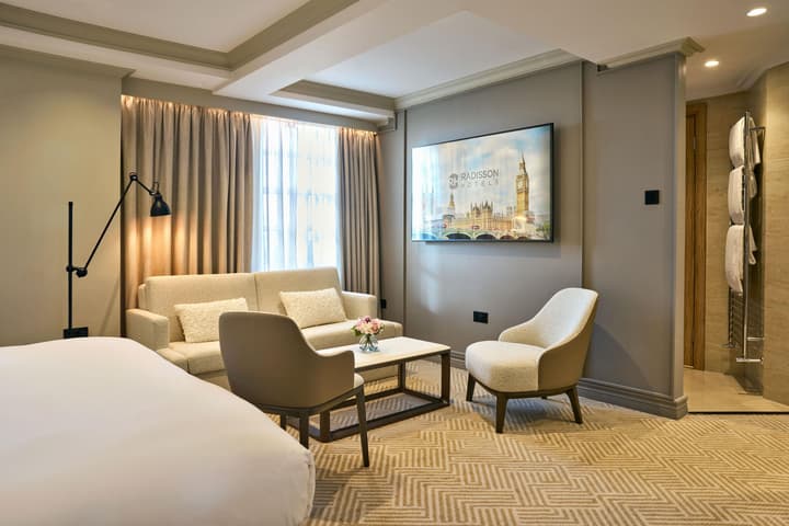 Radisson Blu Hotel, London Bond Street