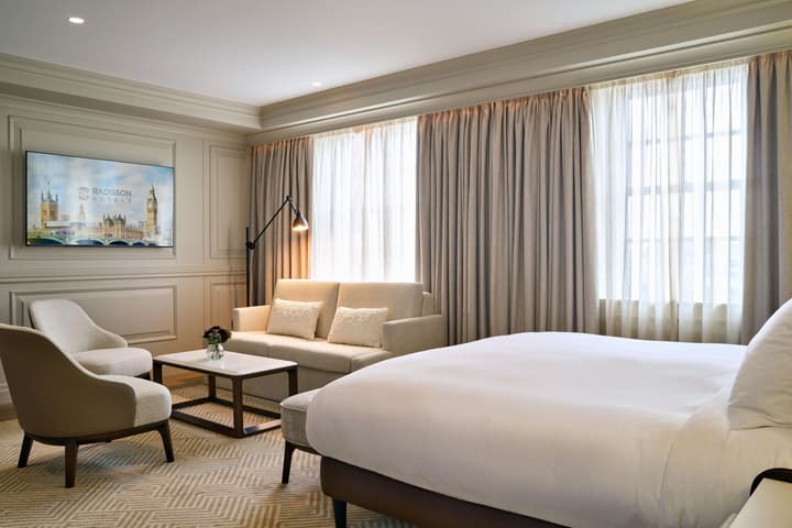 Radisson Blu Hotel, London Bond Street
