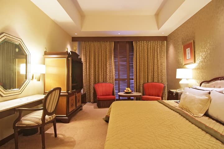 The Manila Hotel