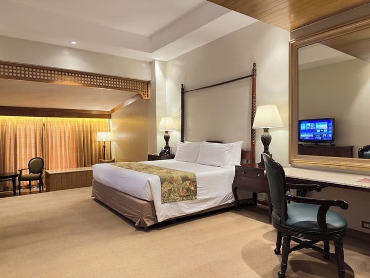The Manila Hotel