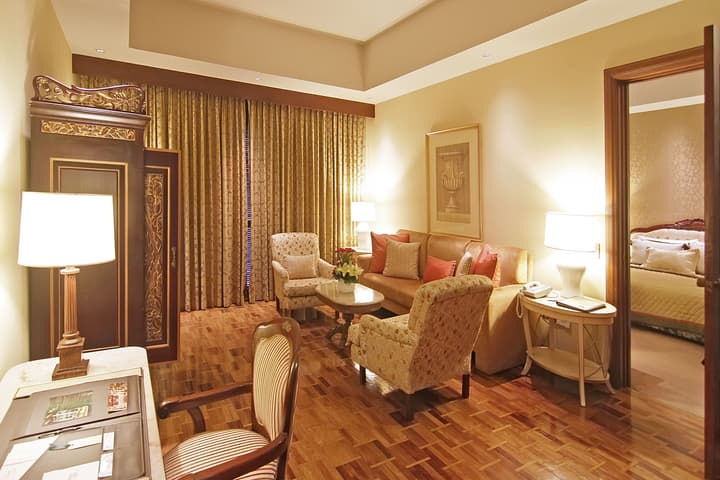 The Manila Hotel