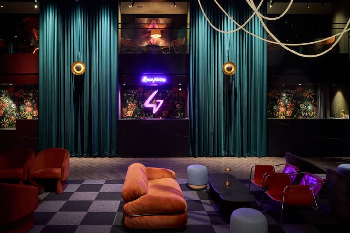 Paramount Times Square – A Generator Hotel