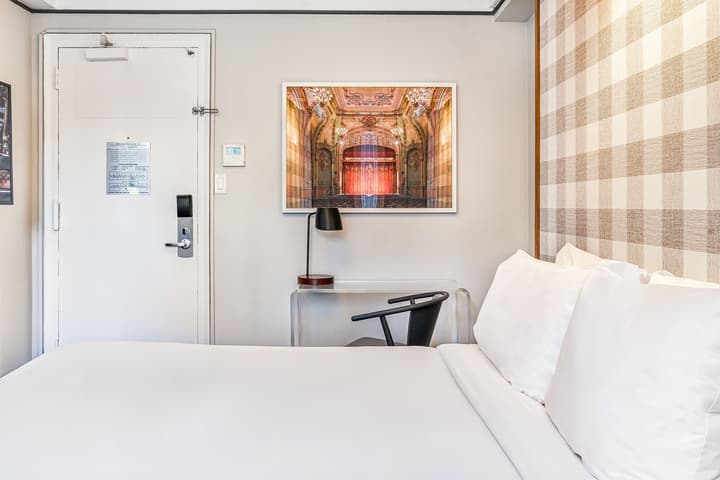 Paramount Times Square – A Generator Hotel