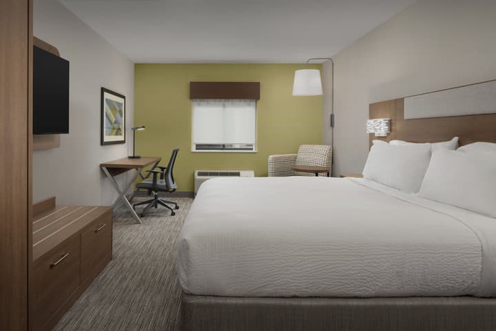 Holiday Inn Express Boston - Saugus by IHG