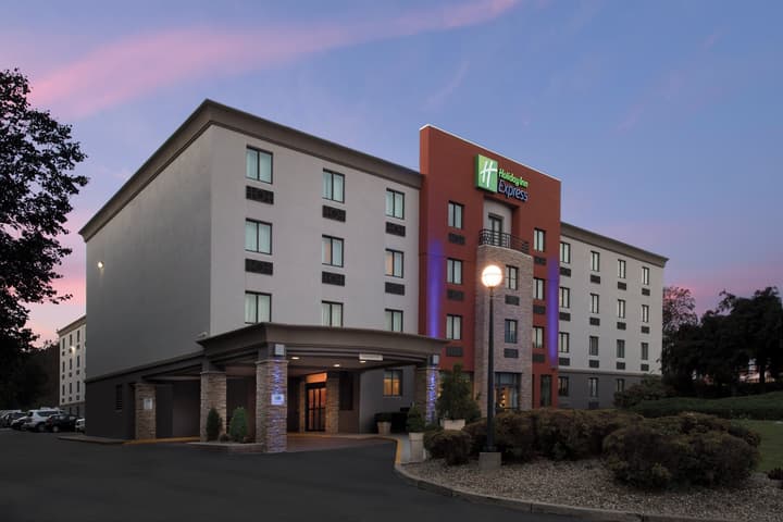 Holiday Inn Express Boston - Saugus by IHG