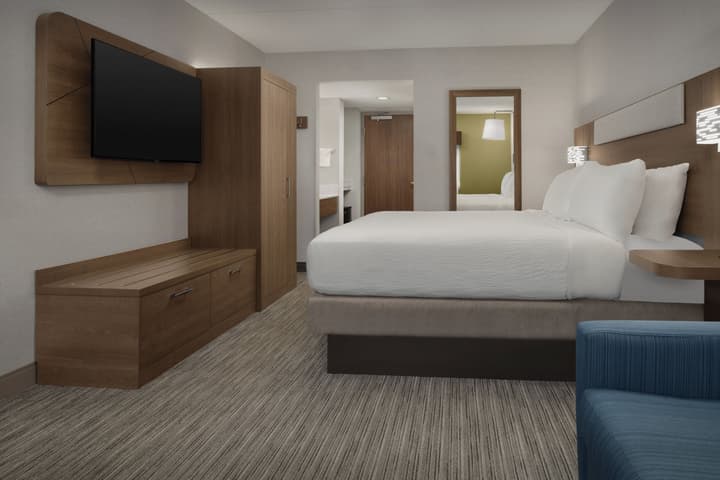 Holiday Inn Express Boston - Saugus by IHG