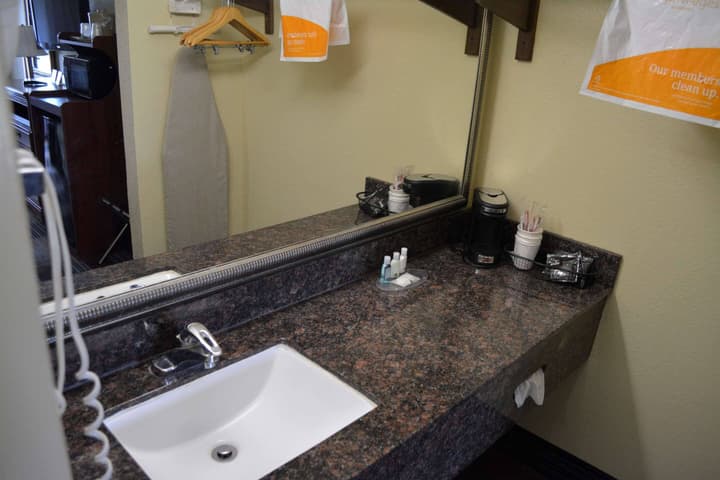 Quality Inn Savannah Midtown