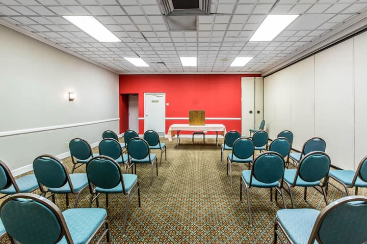 Quality Inn Savannah Midtown