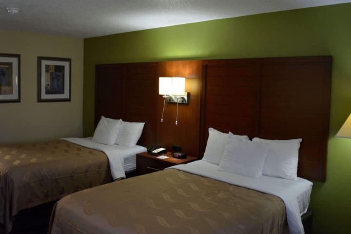 Quality Inn Savannah Midtown