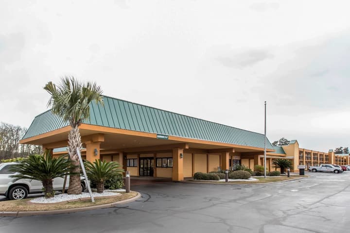 Quality Inn Savannah Midtown