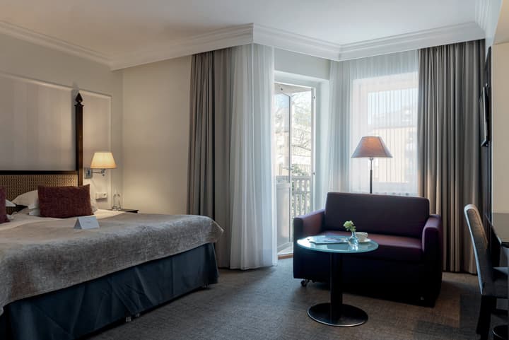 Elite Park Avenue Hotel
