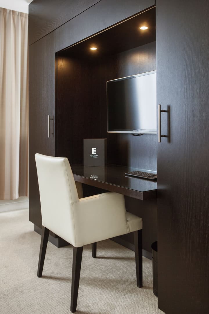 Elite Park Avenue Hotel