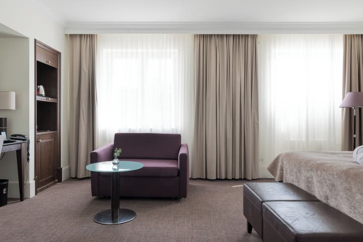 Elite Park Avenue Hotel