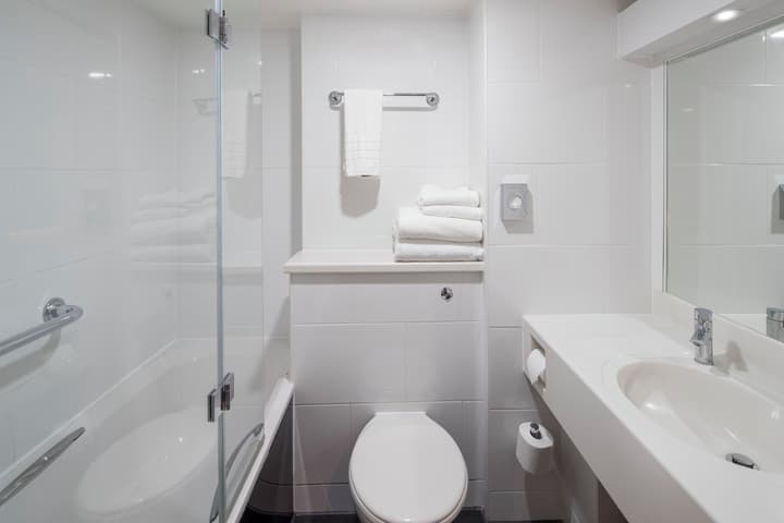 Crowne Plaza Plymouth by IHG