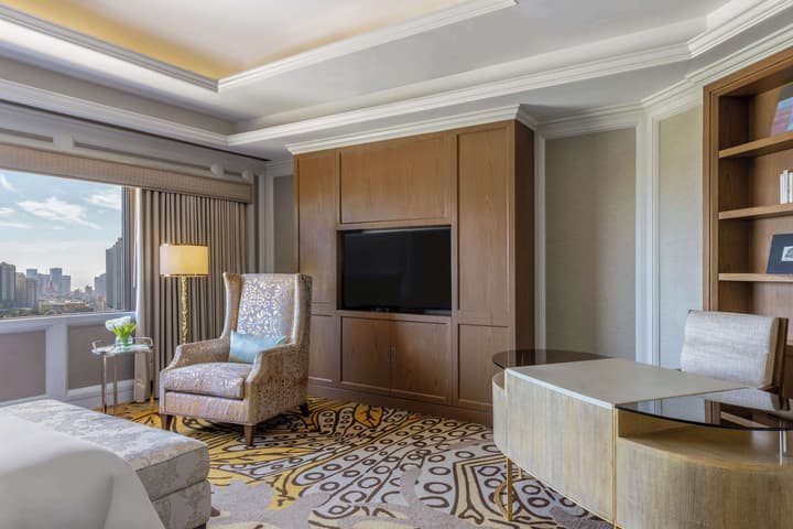Dusit Thani Manila