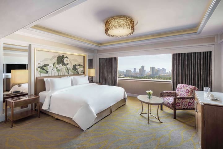 Dusit Thani Manila