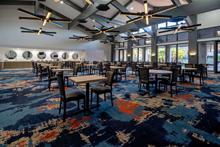 DoubleTree by Hilton Hotel Bakersfield