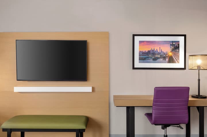 Holiday Inn Philadelphia Arpt-Stadium Area by IHG