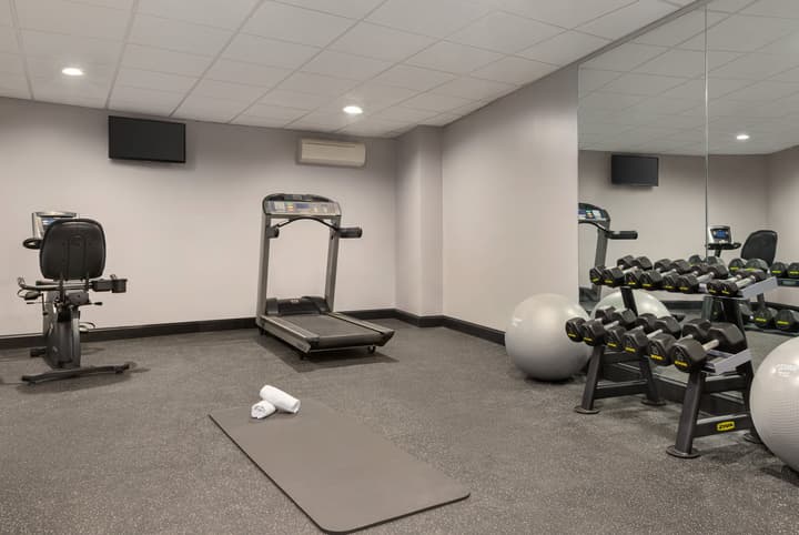 Holiday Inn Philadelphia Arpt-Stadium Area by IHG