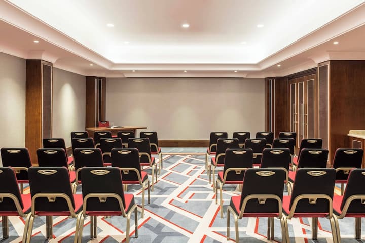 Sheraton Oman Hotel