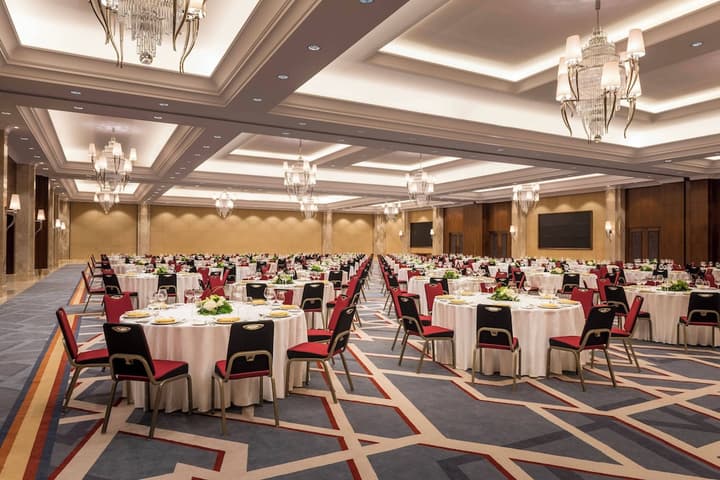 Sheraton Oman Hotel