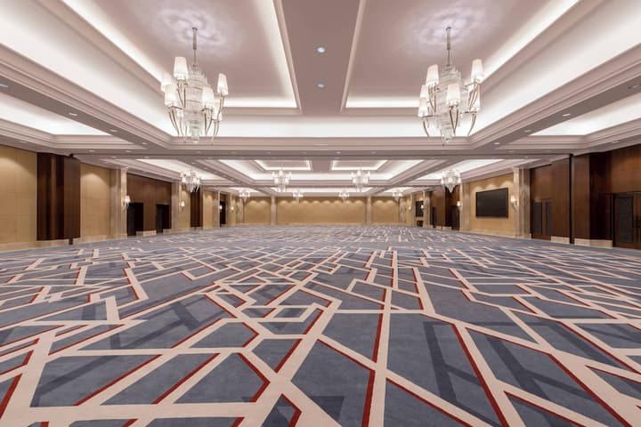 Sheraton Oman Hotel