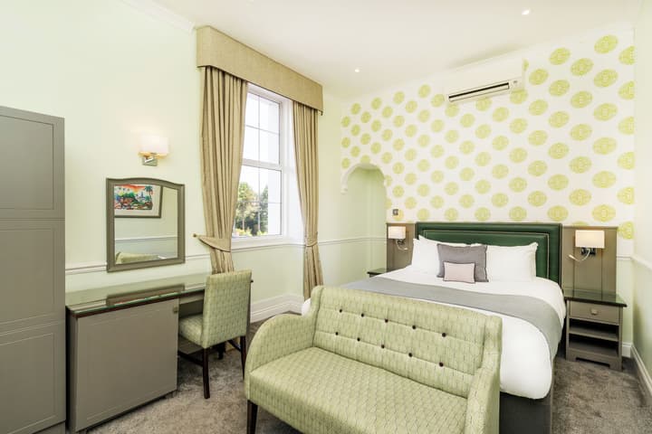 The Bromley Court Hotel