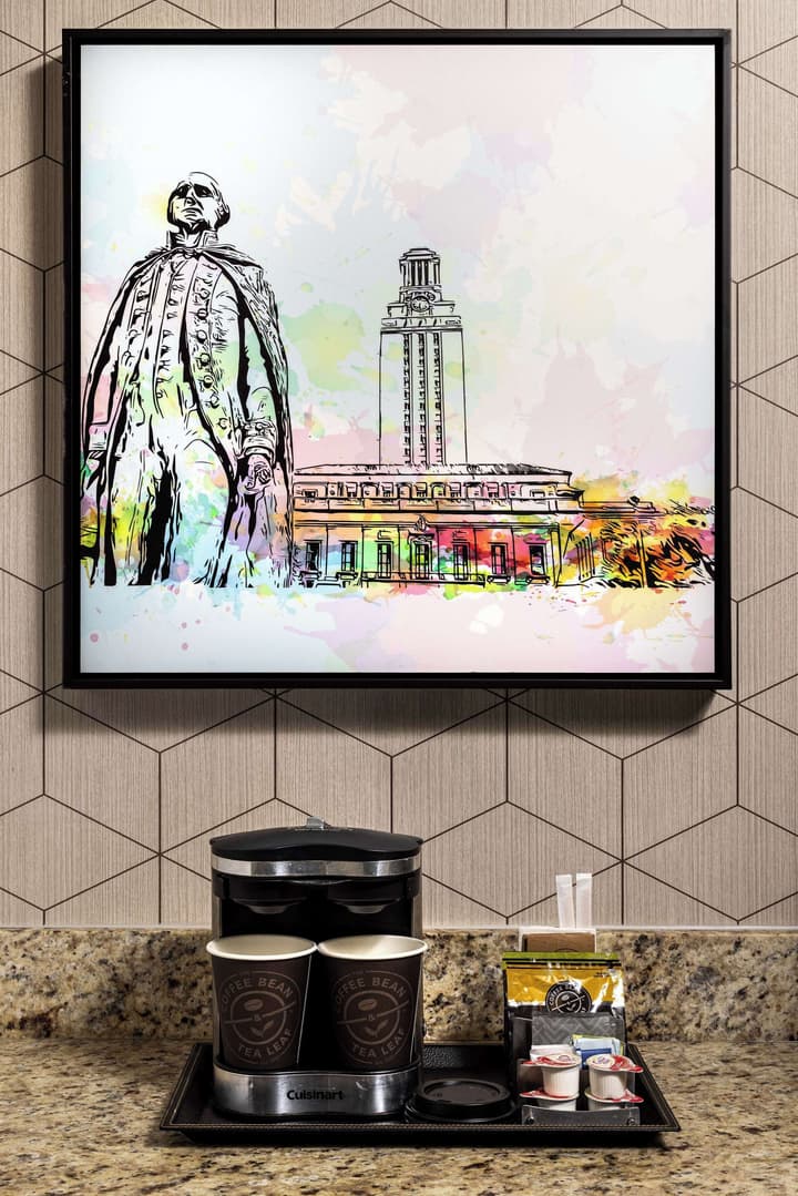 DoubleTree Suites by Hilton Austin Downtown Capitol