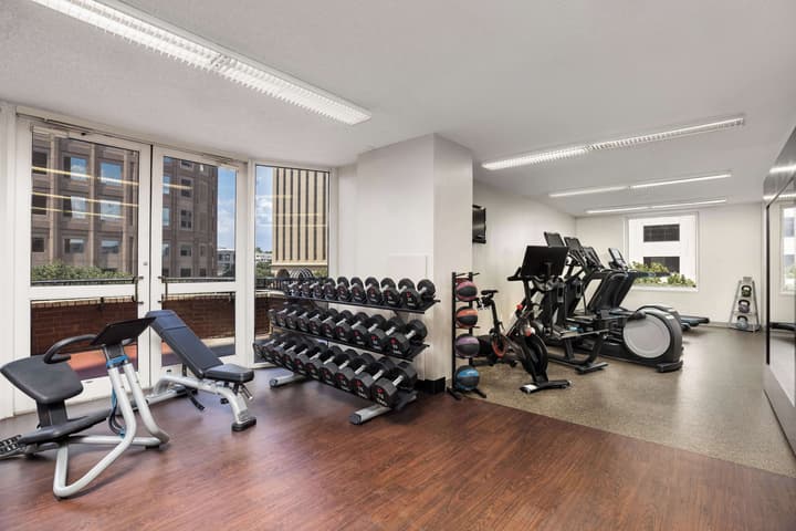 DoubleTree Suites by Hilton Austin Downtown Capitol