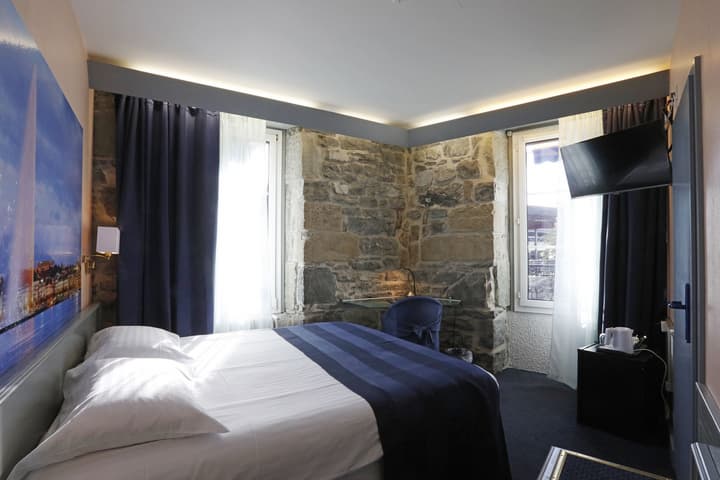 Le Montbrillant Hôtel Residence