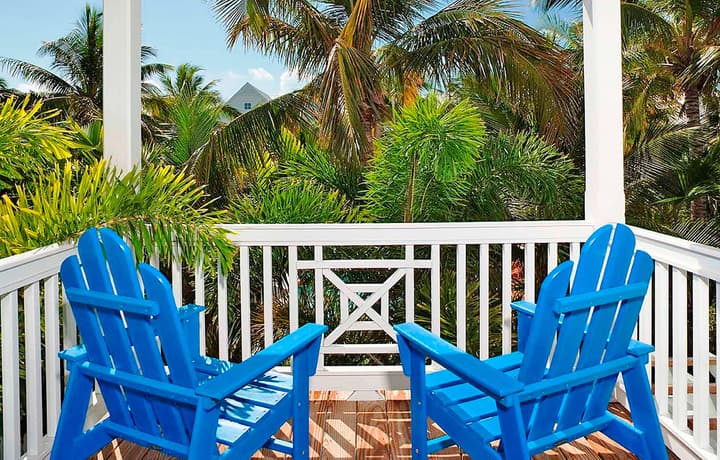 Parrot Key Hotel & Villas