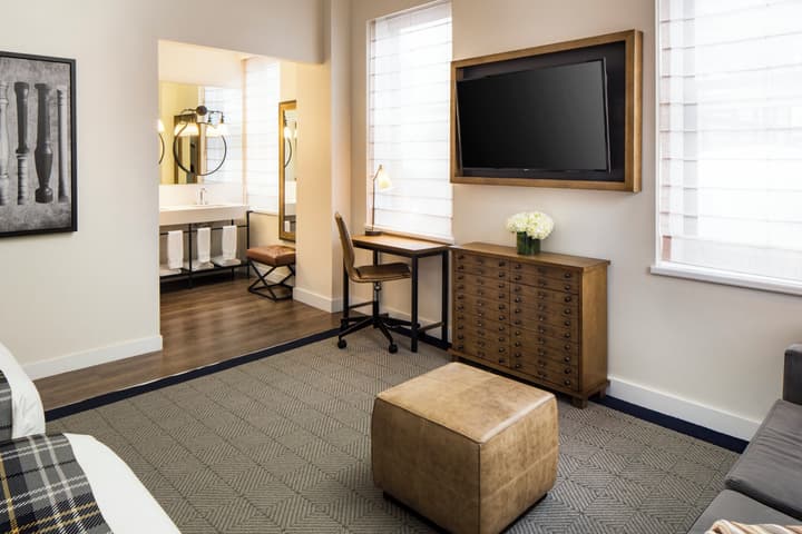 Hotel Indigo Boston Garden by IHG