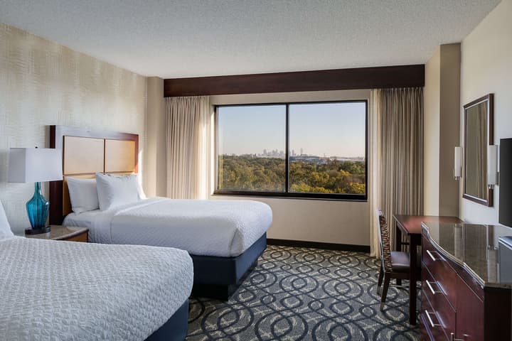 Embassy Suites by Hilton Dallas Love Field